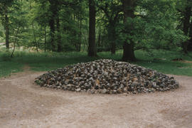 Photograph of sculpture Black Dome